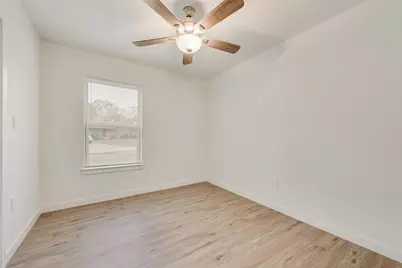 3853 Commonwealth Drive, Garland, TX 75043 - Photo 17