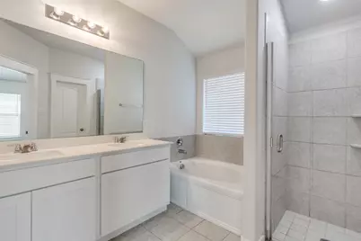 9013 Zubia Lane, Fort Worth, TX 76131 - Photo 11