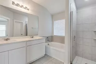 9013 Zubia Ln, Fort Worth, TX 76131 - Photo 11