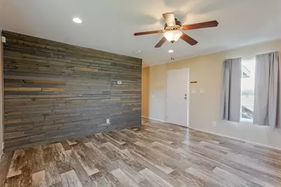 126 Starry Sky Court, Springtown, TX 76082 - Photo 3