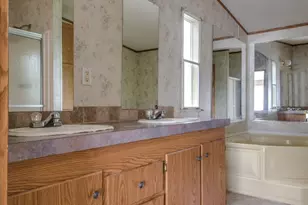 6527 Blue Water Ct, Granbury, TX 76049 - Photo 13