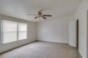 6527 Blue Water Ct, Granbury, TX 76049 - Photo 11