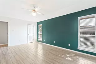 476 Meadowhill Dr, Benbrook, TX 76126 - Photo 9