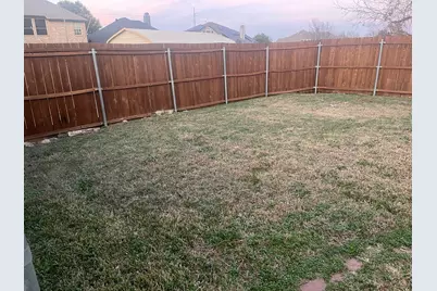 1111 Dandelion Drive, Mesquite, TX 75149 - Photo 3