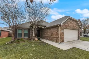1236 Elkford Ln, Fort Worth, TX 76247 - Photo 3