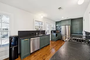 576 Brookhurst Dr, Dallas, TX 75218 - Photo 11