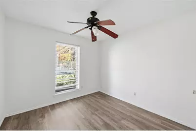 104 Mesa Drive, Glenn Heights, TX 75154 - Photo 11