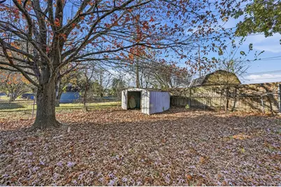 104 Mesa Drive, Glenn Heights, TX 75154 - Photo 17