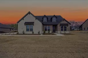 330 Cobb Rd, Leonard, TX 75452 - Photo 1