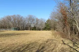 272 Chisam Rd, Valley View, TX 76272 - Photo 5