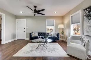 826 W Laramie Ln, Dallas, TX 75217 - Photo 3