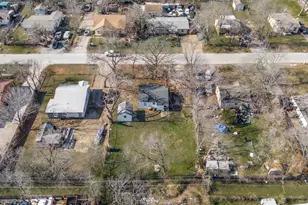 826 W Laramie Ln, Dallas, TX 75217 - Photo 11