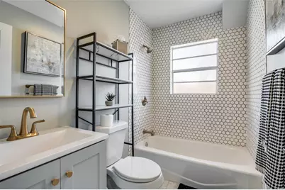 826 W Laramie Lane, Dallas, TX 75217 - Photo 9