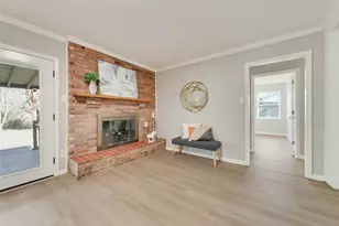 1910 Wildwood Dr, Grand Prairie, TX 75050 - Photo 13