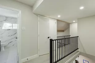 7494 E NW Hwy, Dallas, TX 75231 - Photo 21