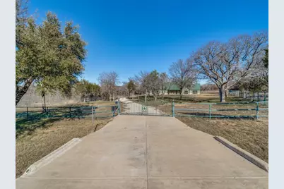 1079 Mountain Bluebird Court, Graford, TX 76449 - Photo 3