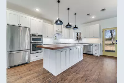 1079 Mountain Bluebird Court, Graford, TX 76449 - Photo 15