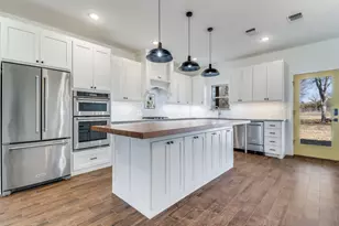 1079 Mountain Bluebird Ct, Graford, TX 76449 - Photo 15