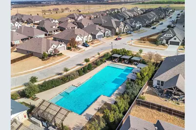 813 Glen Crossing Drive, Celina, TX 75009 - Photo 37