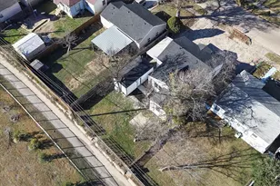 3606 Texas Dr, Dallas, TX 75211 - Photo 37