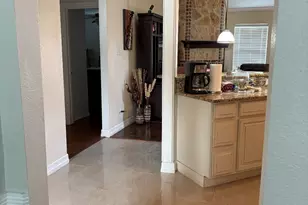 921 Brookhaven Dr, Lancaster, TX 75134 - Photo 3