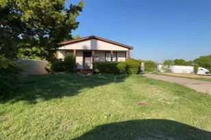 2511 Kavasar Dr, Dallas, TX 75241 - Photo 1
