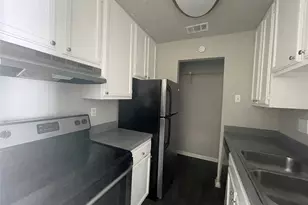 4502 Gaston Ave, Dallas, TX 75246 - Photo 5