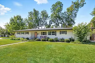 4632 Norwich Dr, Fort Worth, TX 76109 - Photo 3