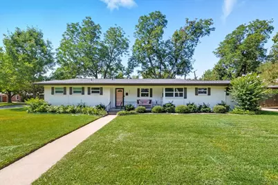 4632 Norwich Drive, Fort Worth, TX 76109 - Photo 3