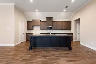 920 10th St, Argyle, TX 76226 - Photo 5