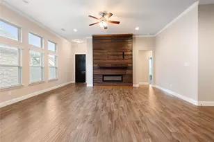 920 10th St, Argyle, TX 76226 - Photo 7