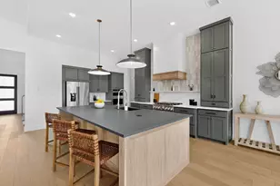 1770 Coopers Hawk Dr, Arlington, TX 76005 - Photo 3