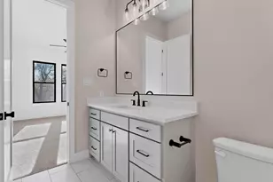 1770 Coopers Hawk Dr, Arlington, TX 76005 - Photo 31