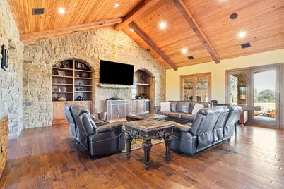 1561 Fm 934, Blum, TX 76627 - Photo 7