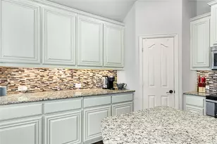 3445 Varsity Dr, Oak Point, TX 75068 - Photo 13