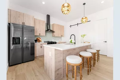 2015 N Prairie Avenue #103, Dallas, TX 75204 - Photo 1