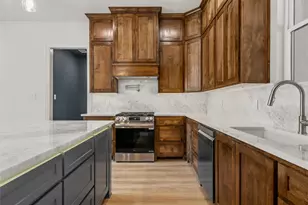 127 Canyon Ridge Dr, Waco, TX 76705 - Photo 13