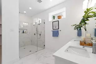 426 Martinique Ave, Dallas, TX 75223 - Photo 9