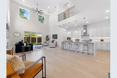 426 Martinique Avenue, Dallas, TX 75223 - Photo 3