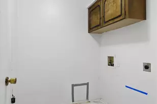 1604 Oak Meadow Dr, Irving, TX 75061 - Photo 33