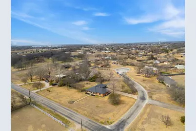 707 Pierce Road, Red Oak, TX 75154 - Photo 3