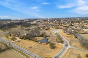 707 Pierce Rd, Glenn Heights, TX 75154 - Photo 3