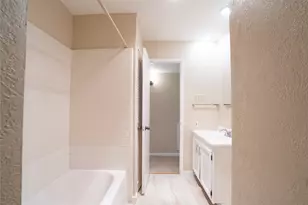 3101 Silverdale Ln, Garland, TX 75044 - Photo 5