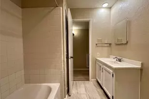 3101 Silverdale Ln, Garland, TX 75044 - Photo 13