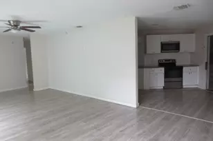 1817 Junius St, Fort Worth, TX 76103 - Photo 3