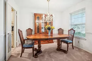 1401 Allegheny Dr, Arlington, TX 76012 - Photo 5