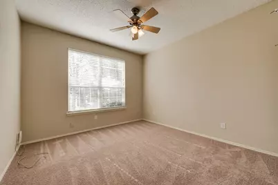 401 Preston Oaks Drive, Lewisville, TX 75067 - Photo 13