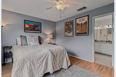 700 Silverstone Lane, Irving, TX 75063 - Photo 15