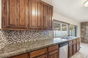 2429 Norway Dr, Garland, TX 75040 - Photo 5