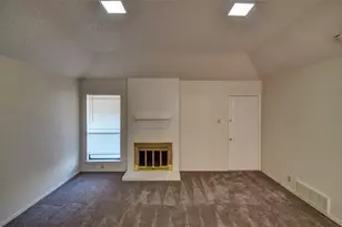 4523 Tall Meadow Ln, Fort Worth, TX 76133 - Photo 9